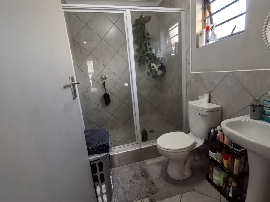 3 Bedroom Property for Sale in Lotus Gardens Gauteng