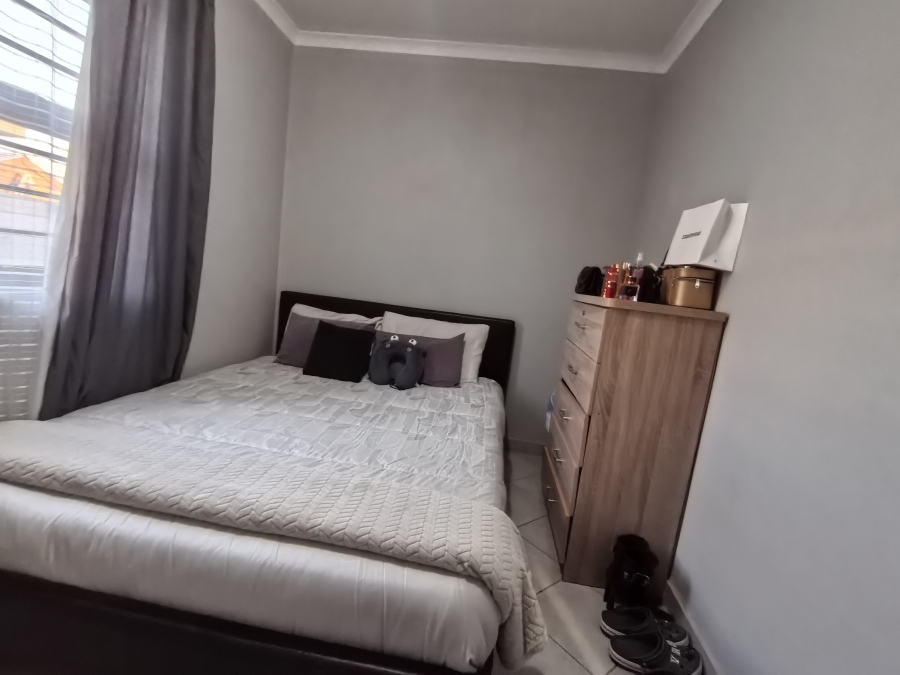 3 Bedroom Property for Sale in Lotus Gardens Gauteng