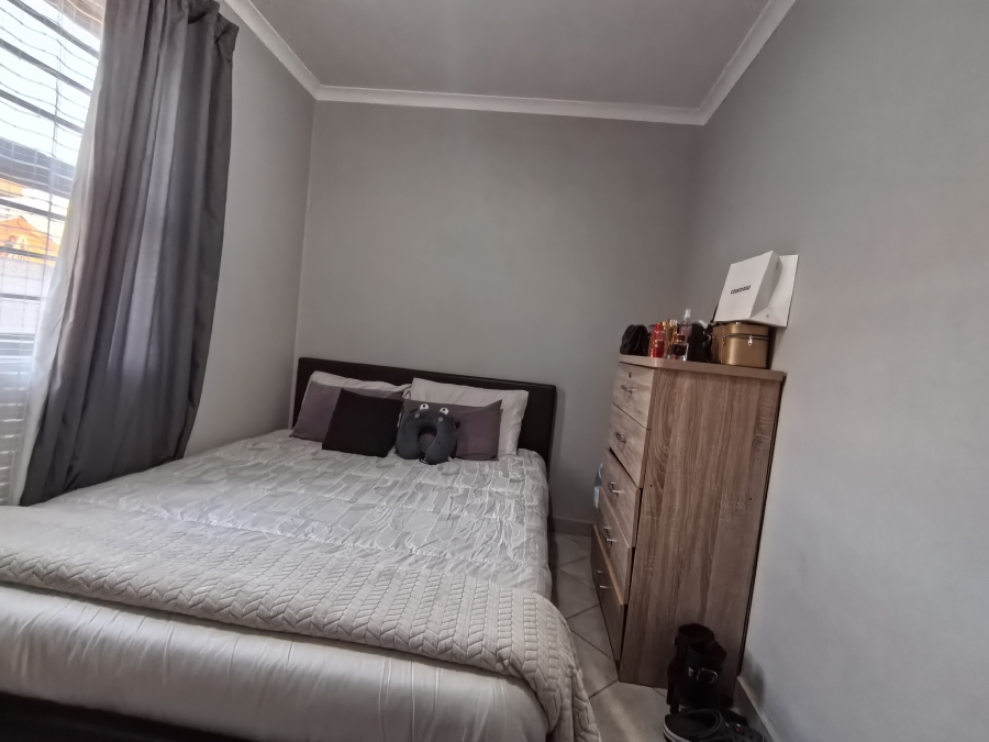 3 Bedroom Property for Sale in Lotus Gardens Gauteng