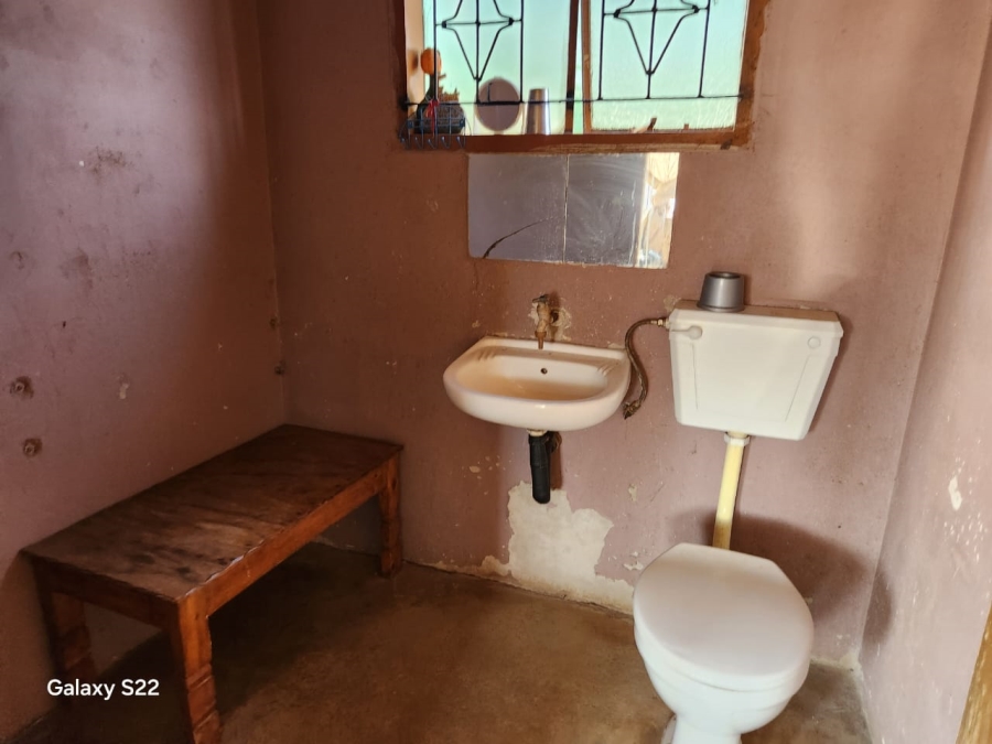 2 Bedroom Property for Sale in Daveyton Gauteng