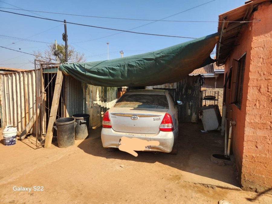 2 Bedroom Property for Sale in Daveyton Gauteng