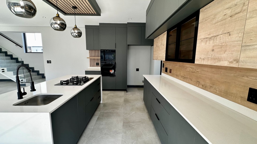 4 Bedroom Property for Sale in Fountainbrook Estate Gauteng