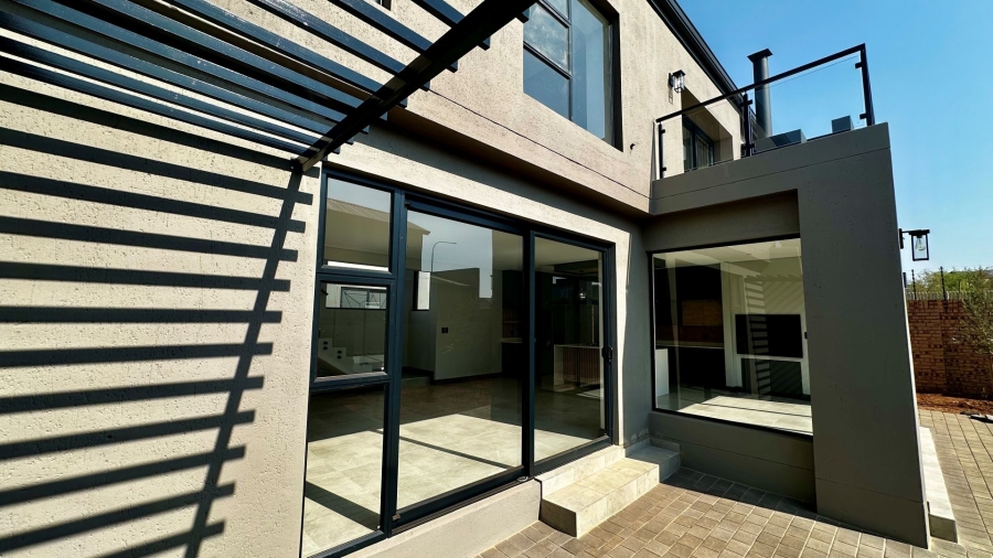 4 Bedroom Property for Sale in Fountainbrook Estate Gauteng