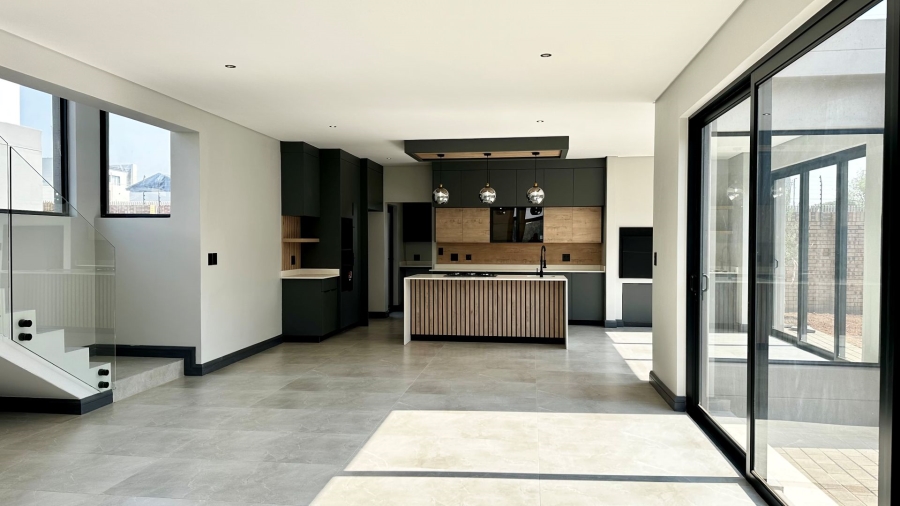 4 Bedroom Property for Sale in Fountainbrook Estate Gauteng