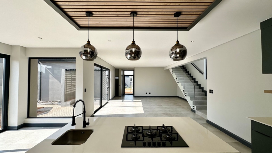 4 Bedroom Property for Sale in Fountainbrook Estate Gauteng