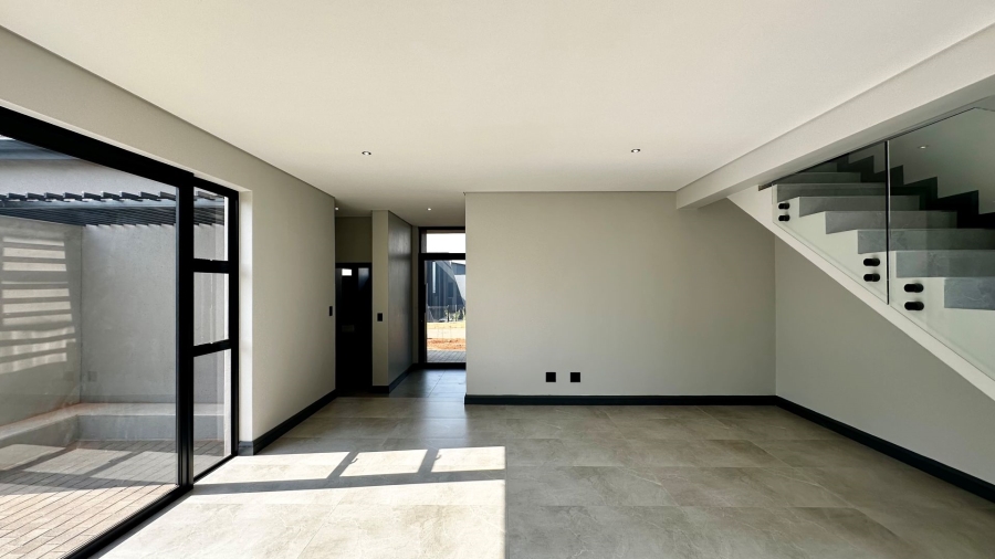 4 Bedroom Property for Sale in Fountainbrook Estate Gauteng