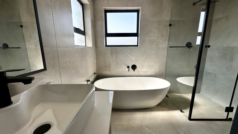 4 Bedroom Property for Sale in Fountainbrook Estate Gauteng