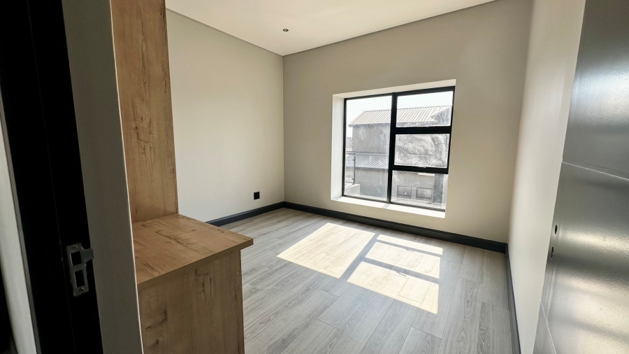 4 Bedroom Property for Sale in Fountainbrook Estate Gauteng