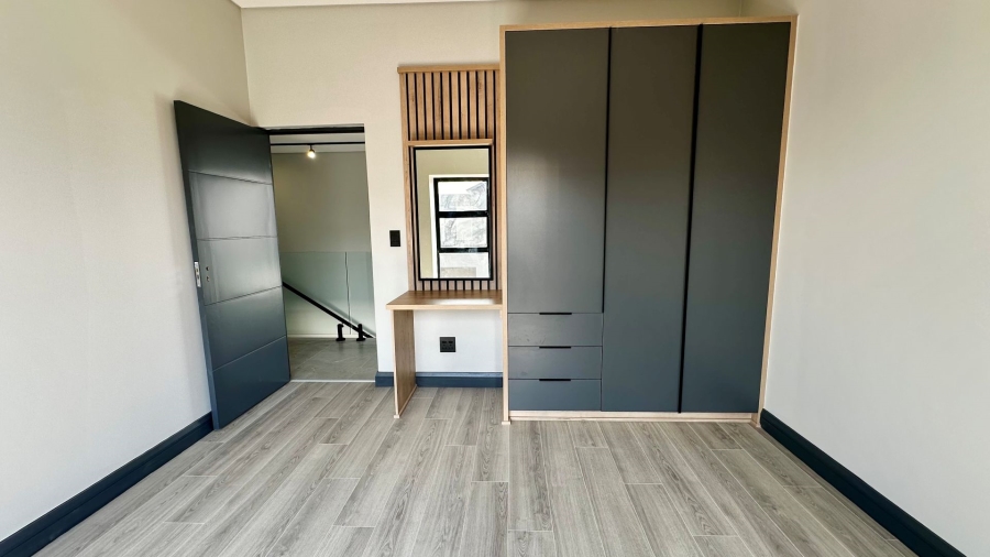 4 Bedroom Property for Sale in Fountainbrook Estate Gauteng