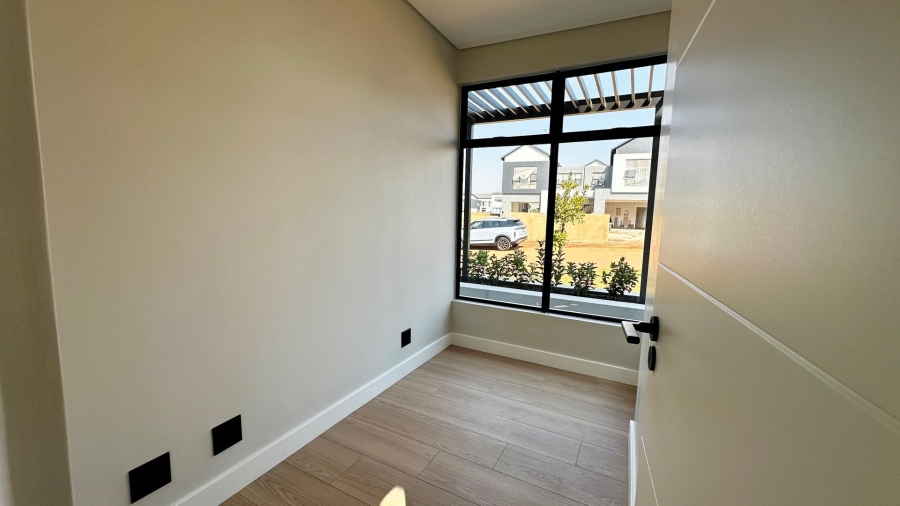 4 Bedroom Property for Sale in Fountainbrook Estate Gauteng