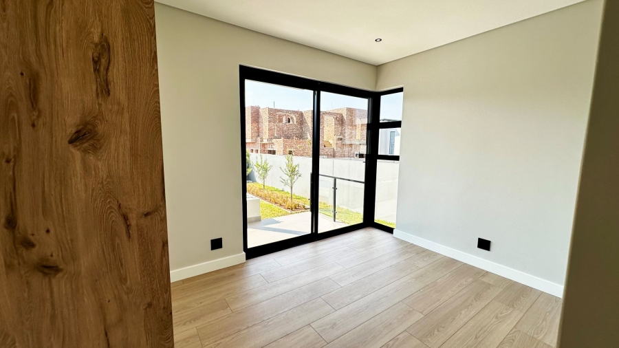 4 Bedroom Property for Sale in Fountainbrook Estate Gauteng