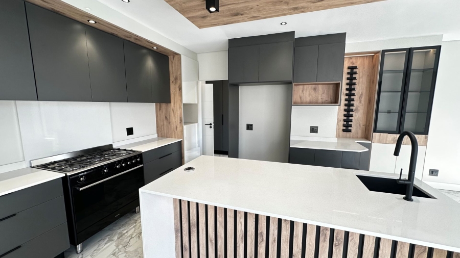 4 Bedroom Property for Sale in Fountainbrook Estate Gauteng
