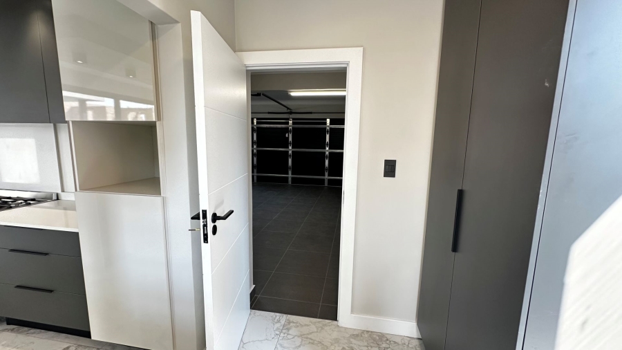 4 Bedroom Property for Sale in Fountainbrook Estate Gauteng