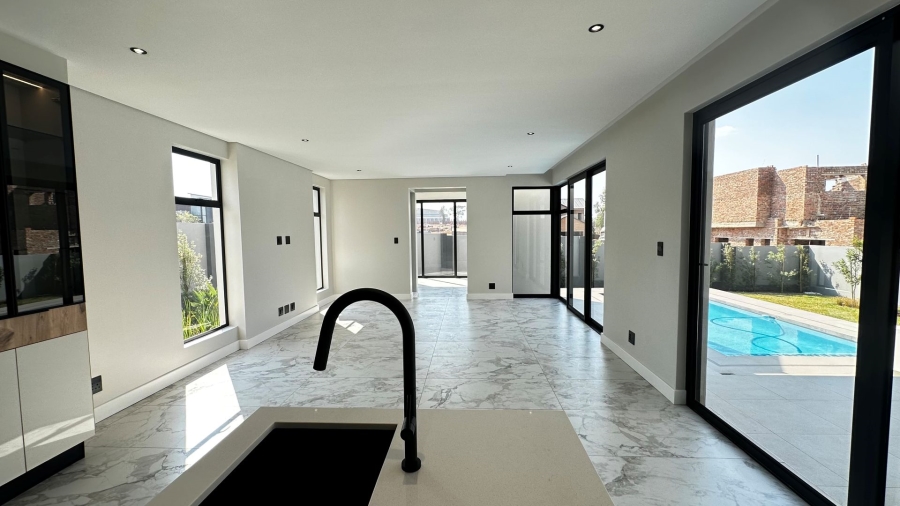 4 Bedroom Property for Sale in Fountainbrook Estate Gauteng