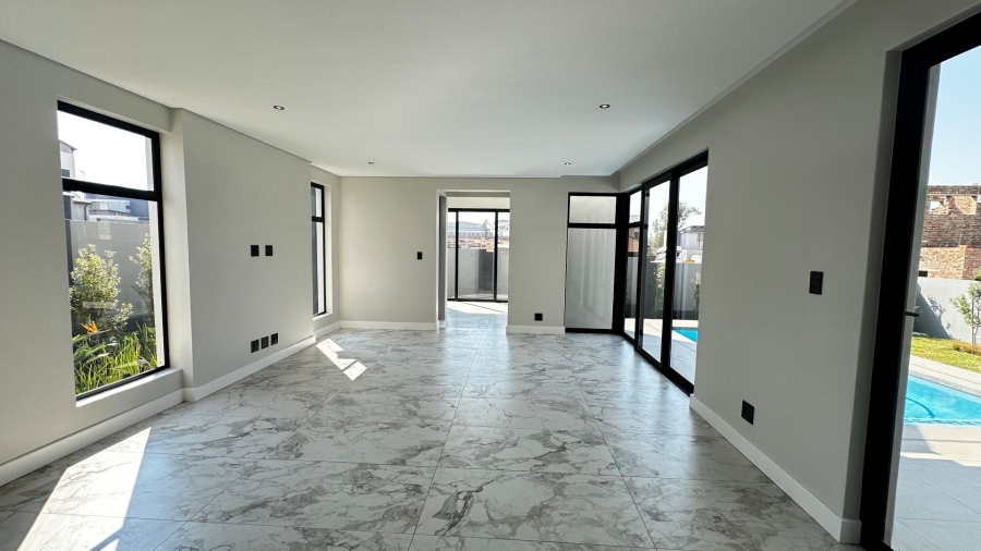 4 Bedroom Property for Sale in Fountainbrook Estate Gauteng