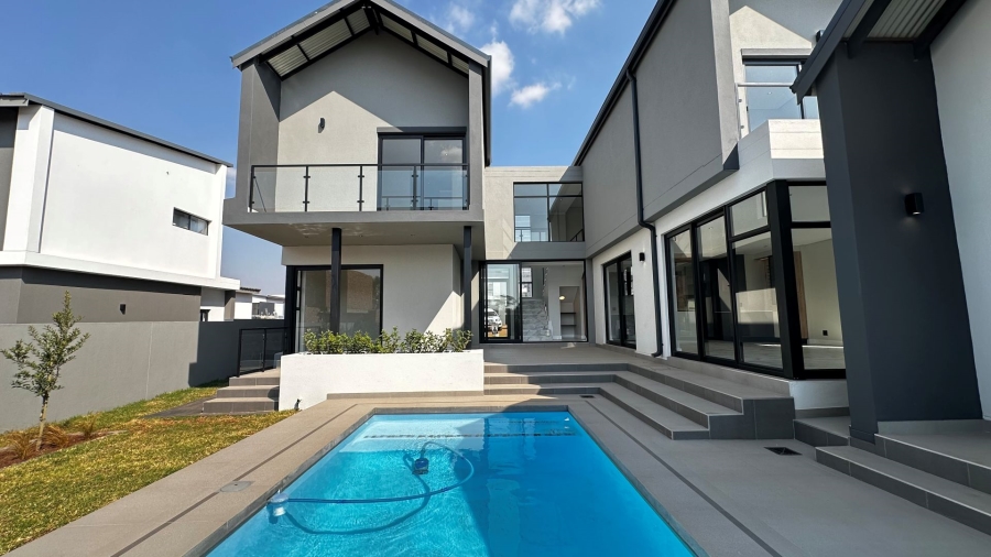 4 Bedroom Property for Sale in Fountainbrook Estate Gauteng