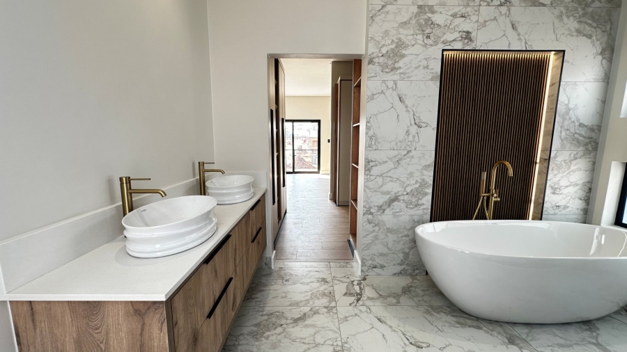 4 Bedroom Property for Sale in Fountainbrook Estate Gauteng
