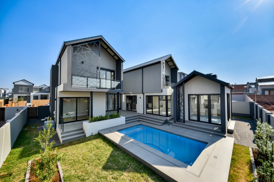 4 Bedroom Property for Sale in Fountainbrook Estate Gauteng