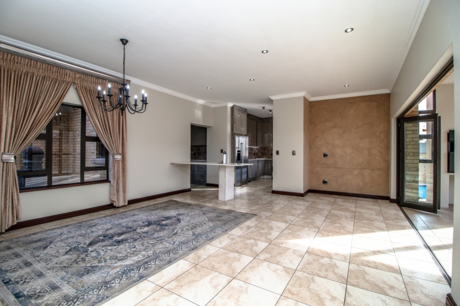 3 Bedroom Property for Sale in Lakefield Gauteng