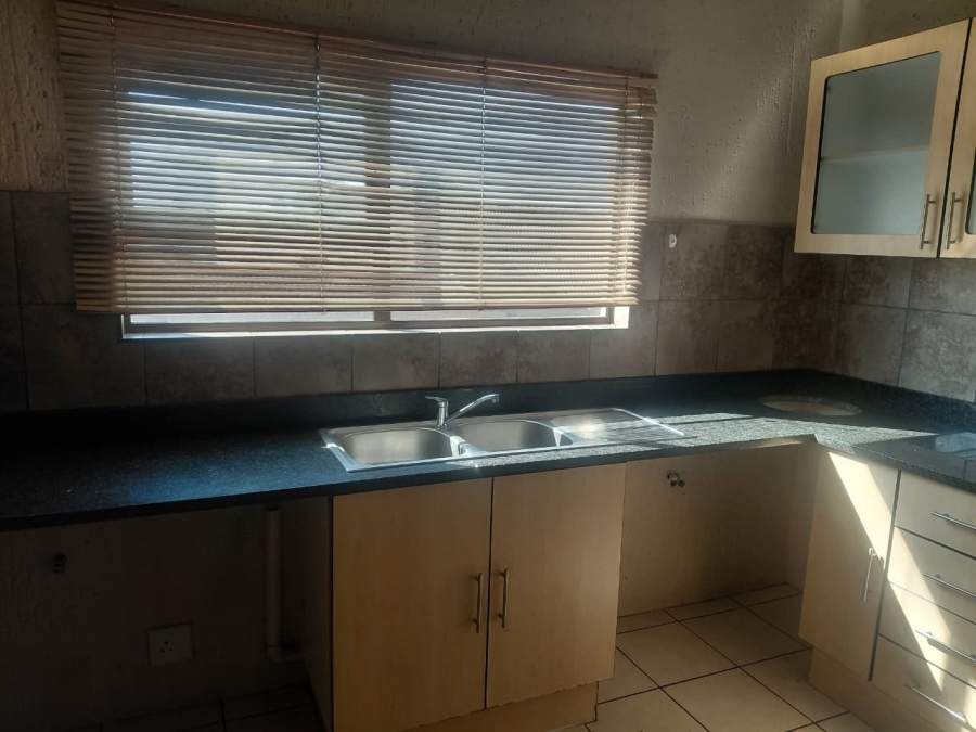 2 Bedroom Property for Sale in Three Rivers Gauteng