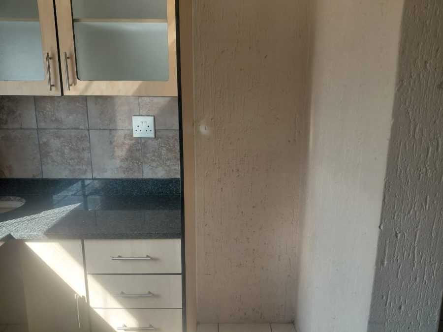 2 Bedroom Property for Sale in Three Rivers Gauteng