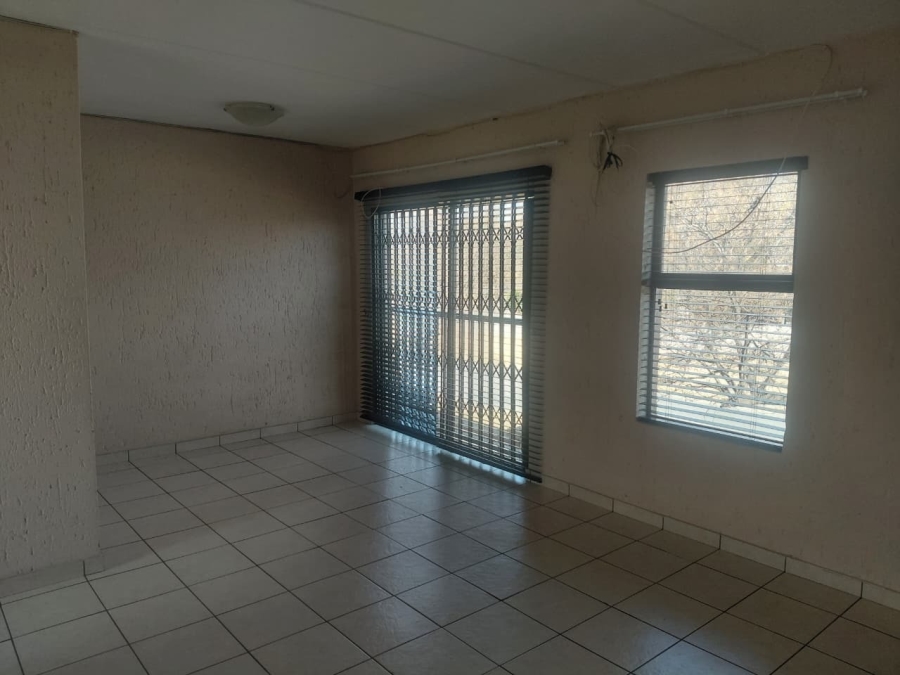 2 Bedroom Property for Sale in Three Rivers Gauteng