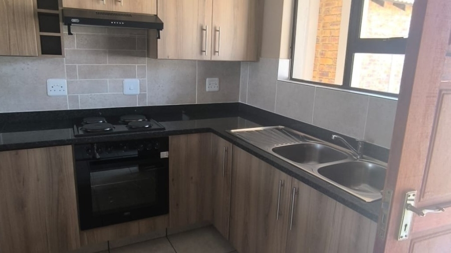 To Let 3 Bedroom Property for Rent in Riversdale Gauteng