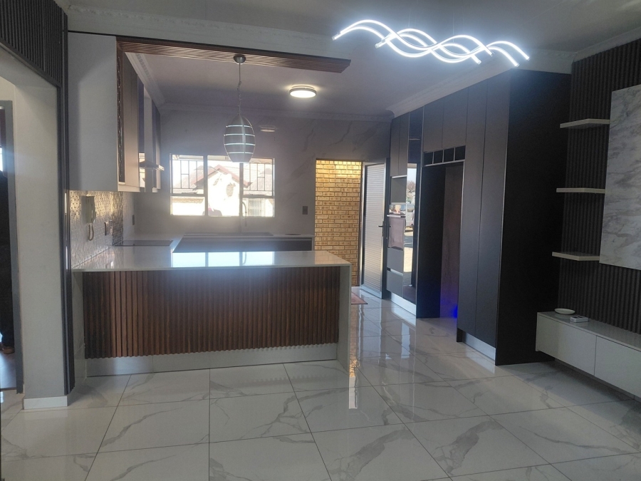 2 Bedroom Property for Sale in Riversdale Gauteng