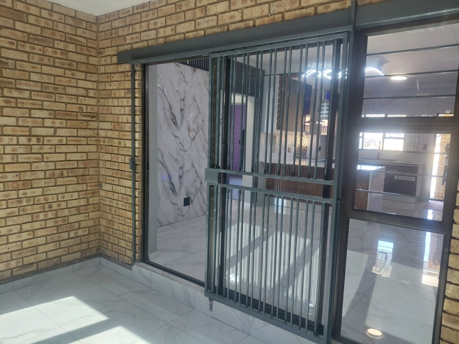 2 Bedroom Property for Sale in Riversdale Gauteng
