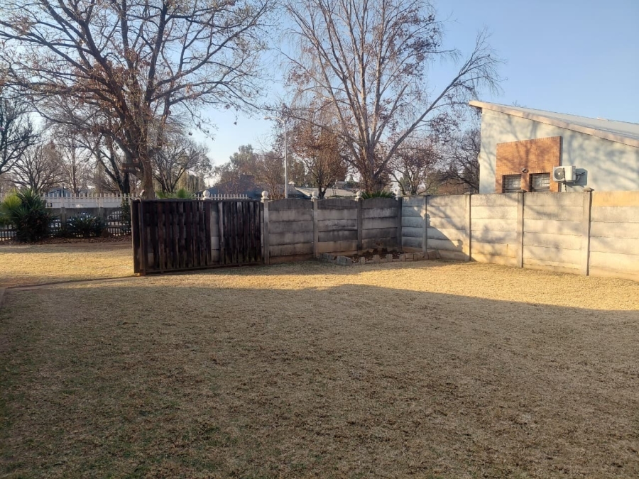 3 Bedroom Property for Sale in Meyerton Central Gauteng