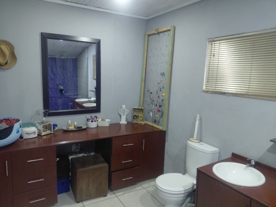 3 Bedroom Property for Sale in Meyerton Central Gauteng
