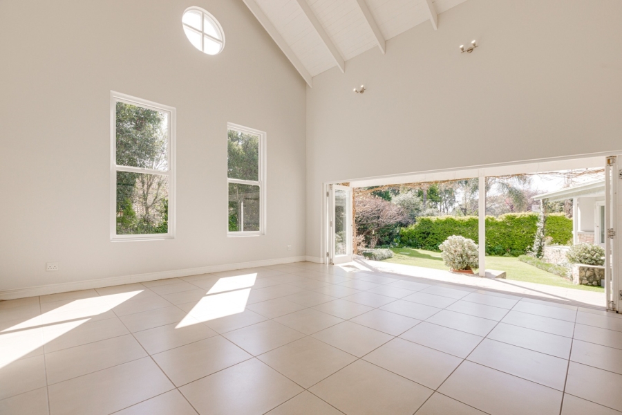 5 Bedroom Property for Sale in Fourways Gardens Gauteng
