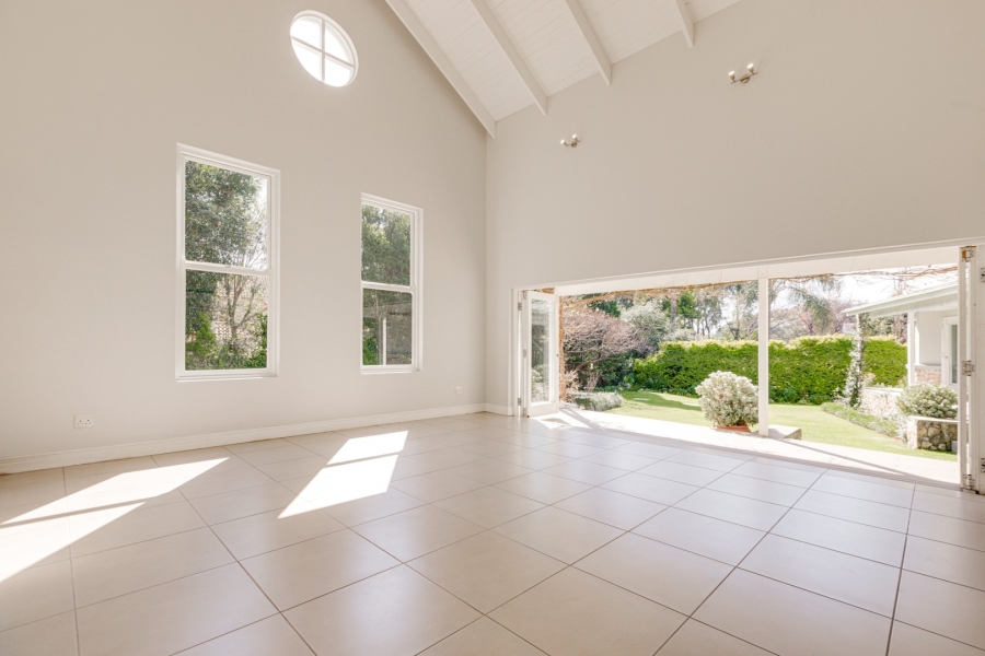 5 Bedroom Property for Sale in Fourways Gardens Gauteng
