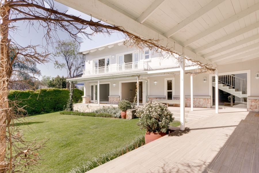 5 Bedroom Property for Sale in Fourways Gardens Gauteng