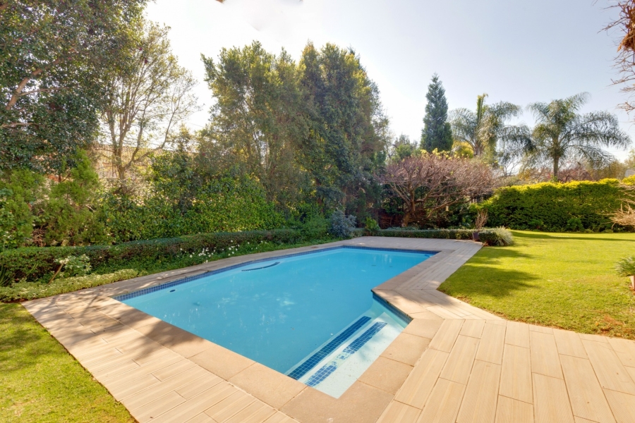 5 Bedroom Property for Sale in Fourways Gardens Gauteng