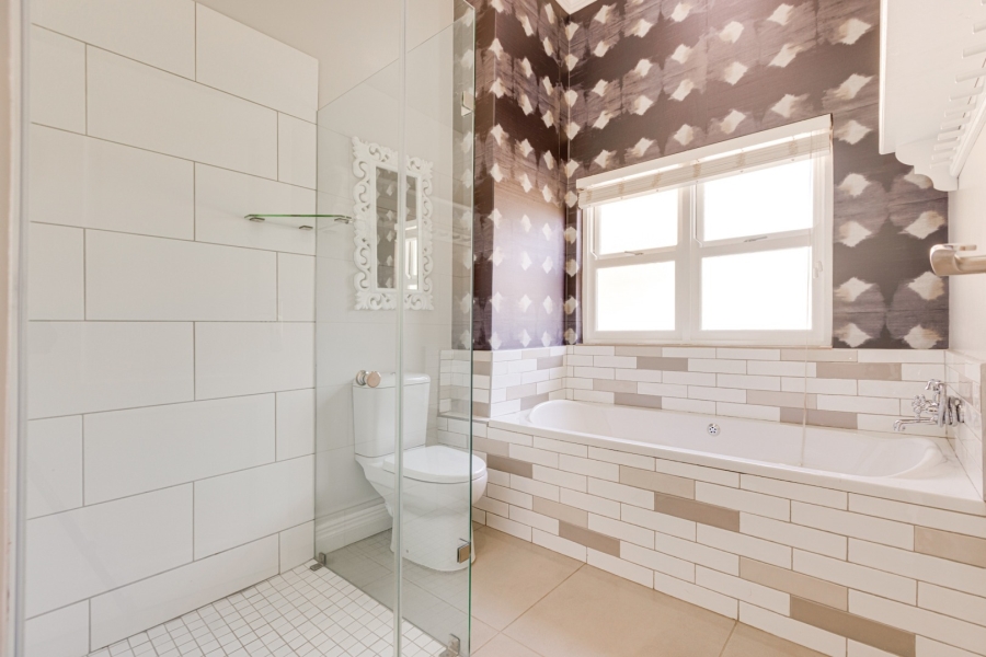 5 Bedroom Property for Sale in Fourways Gardens Gauteng