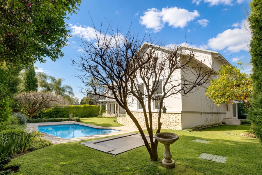 5 Bedroom Property for Sale in Fourways Gardens Gauteng