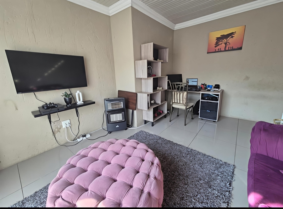 3 Bedroom Property for Sale in Liefde en Vrede Gauteng