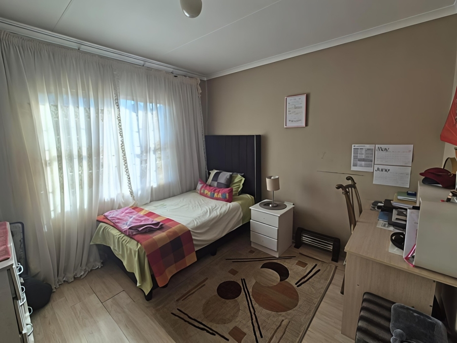 3 Bedroom Property for Sale in Liefde en Vrede Gauteng