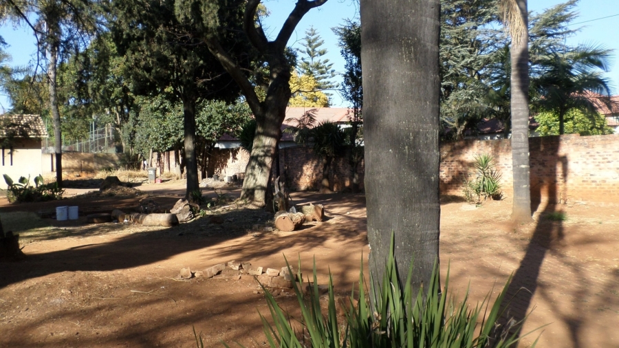 0 Bedroom Property for Sale in Bedfordview Gauteng