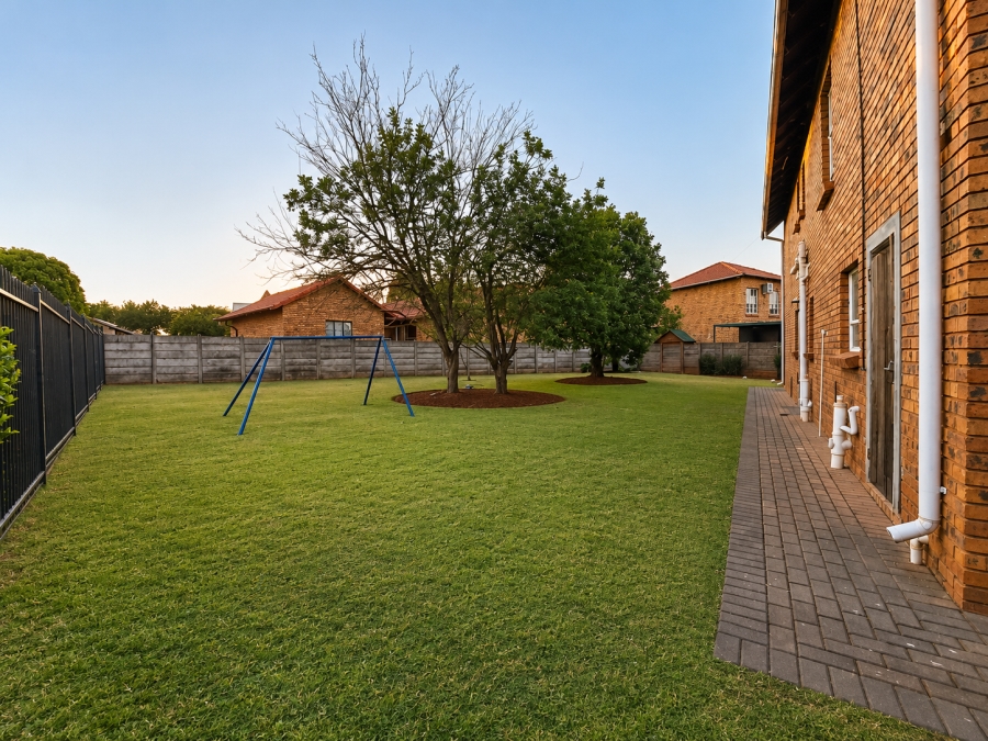 3 Bedroom Property for Sale in Highveld Gauteng