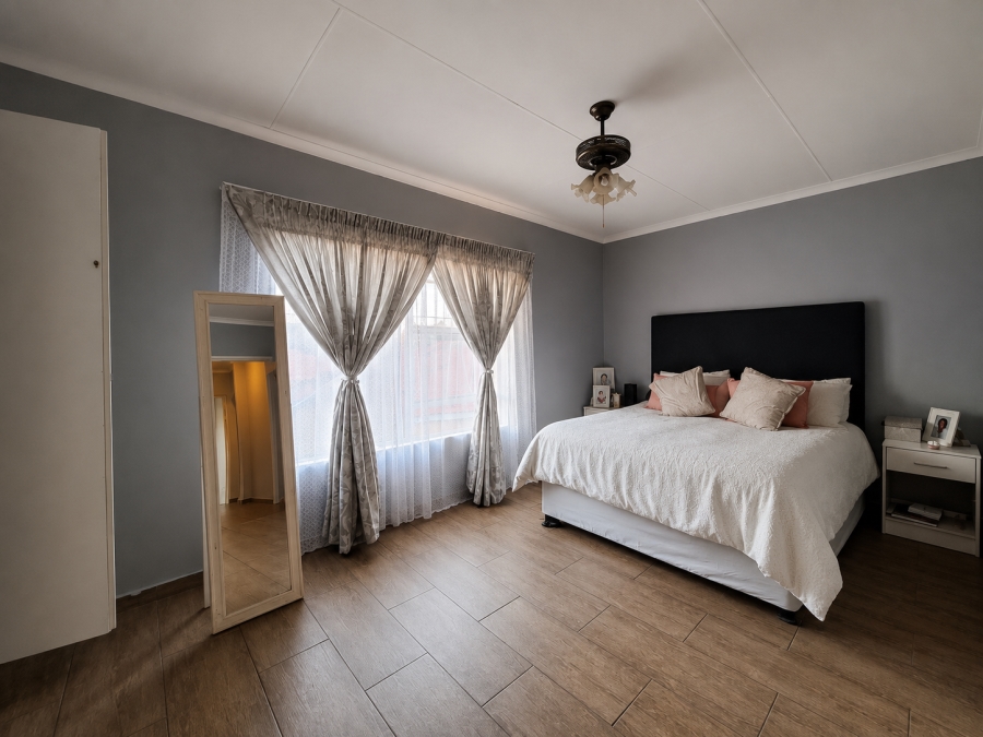 3 Bedroom Property for Sale in Highveld Gauteng