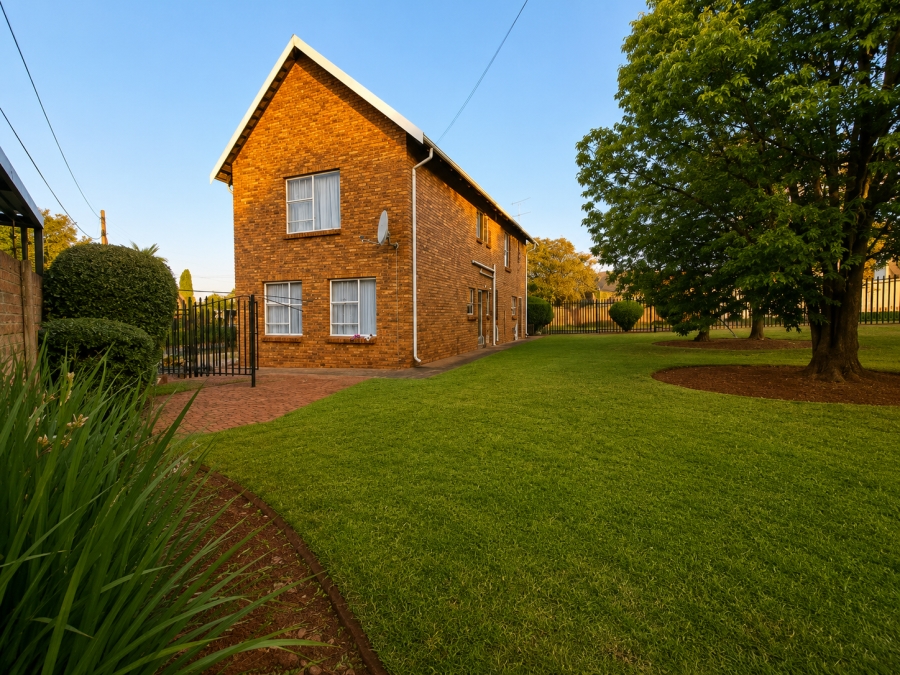 3 Bedroom Property for Sale in Highveld Gauteng