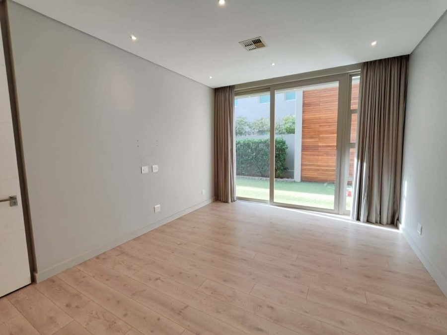 To Let 2 Bedroom Property for Rent in Morningside Gauteng