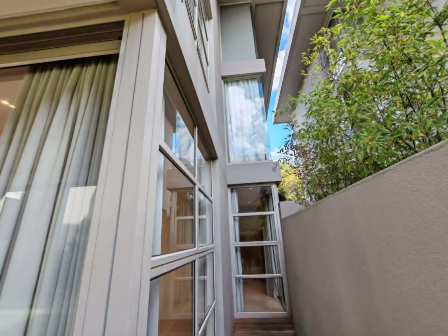 To Let 2 Bedroom Property for Rent in Morningside Gauteng