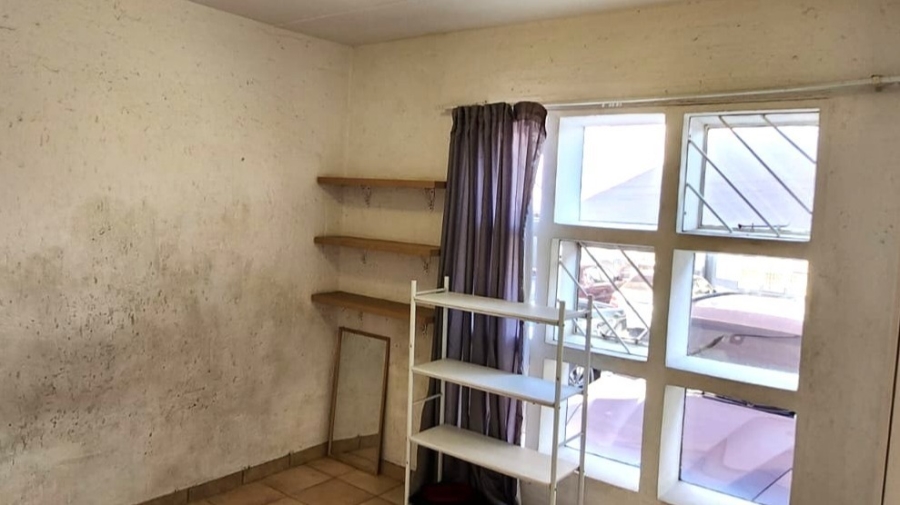 3 Bedroom Property for Sale in Mulbarton Gauteng
