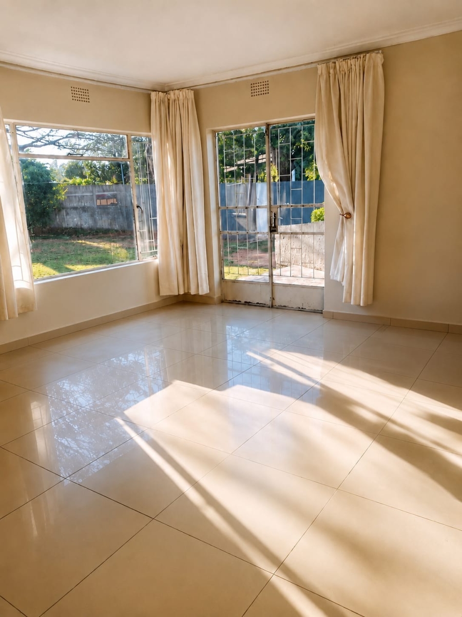 To Let 4 Bedroom Property for Rent in Birch Acres Gauteng