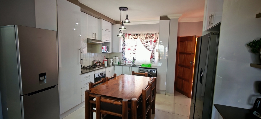 3 Bedroom Property for Sale in Kibler Park Gauteng