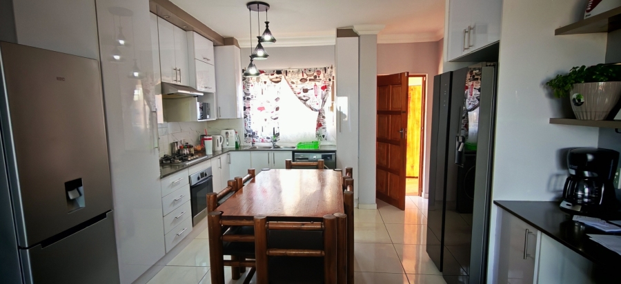 3 Bedroom Property for Sale in Kibler Park Gauteng