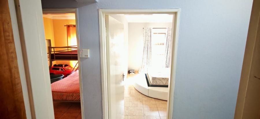 3 Bedroom Property for Sale in Kibler Park Gauteng